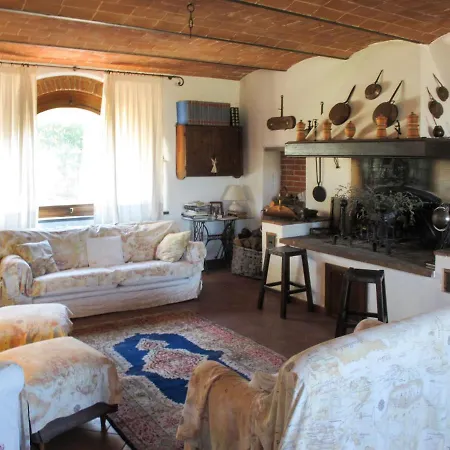 Holiday home Locazione Turistica Casa Lalla Montecalvoli