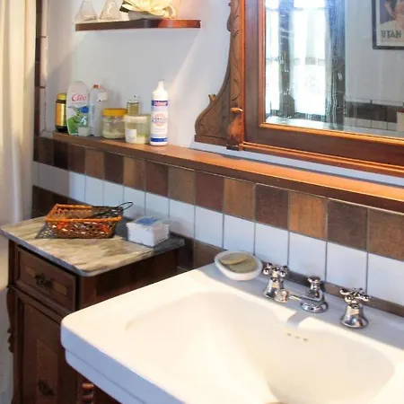 Holiday home Locazione Turistica Casa Lalla Montecalvoli