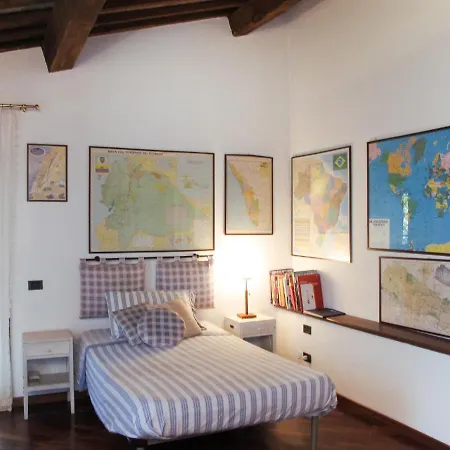 Locazione Turistica Casa Lalla * Montecalvoli