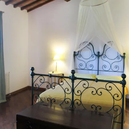Locazione Turistica Casa Lalla Holiday home